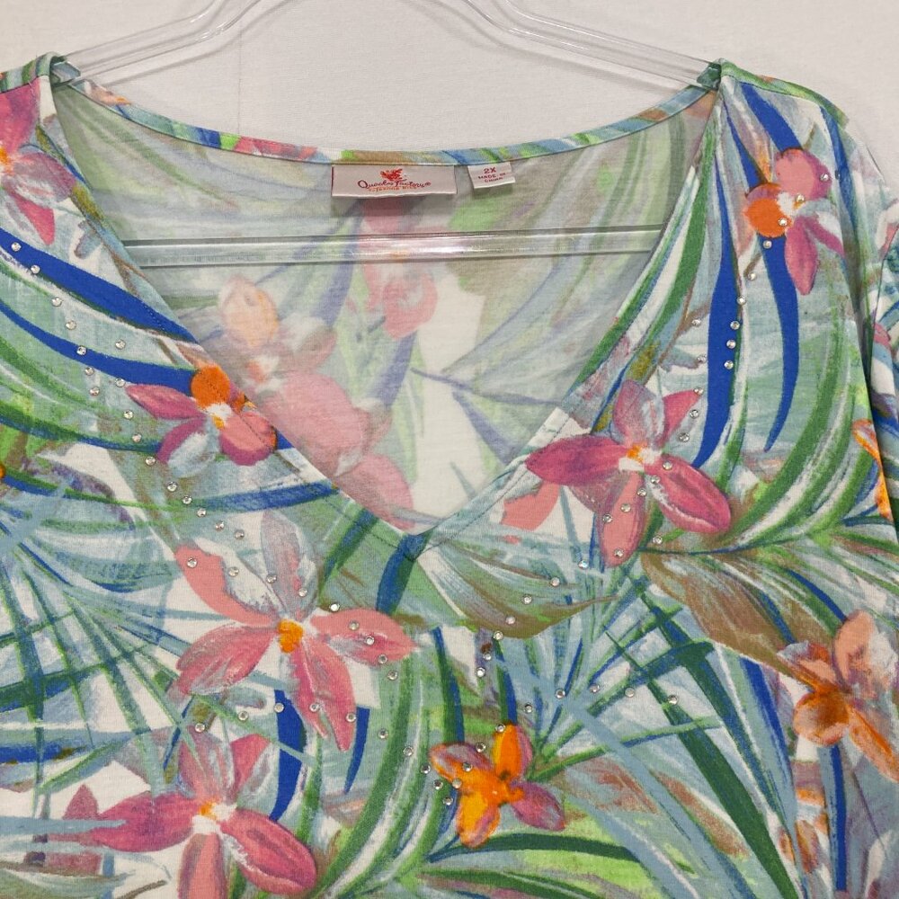 Quacker Factory Top size 2X Pink Blue Floral V Neck Stretch 3/4 Sleeve Casual - Picture 3 of 8